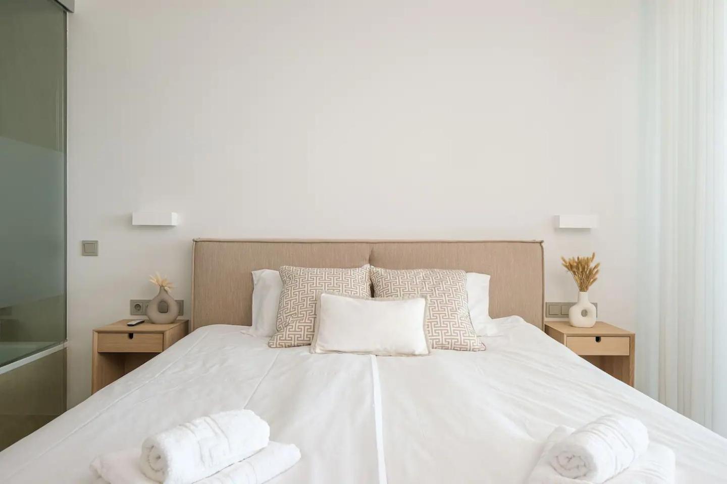 Med Two Luxury With Sea View Apartament