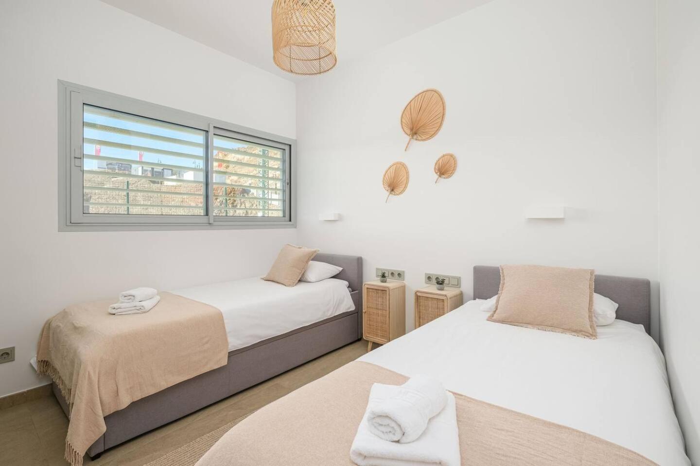 Med Two Luxury With Sea View Apartment